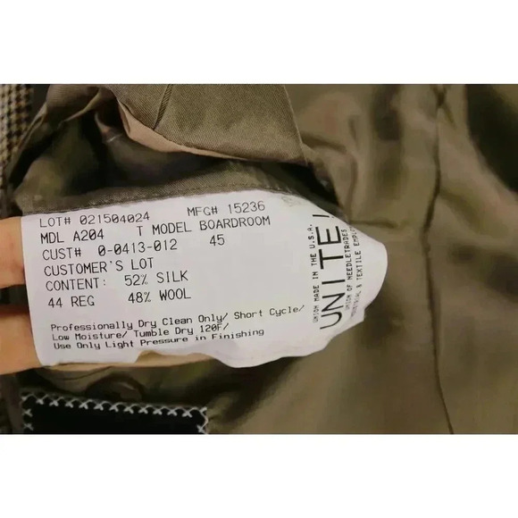 Hickey-Freeman Tan/Gray/Black Houndstooth Wool-Silk 2-Btn Sportcoat Blazer 44R - Picture 8 of 8